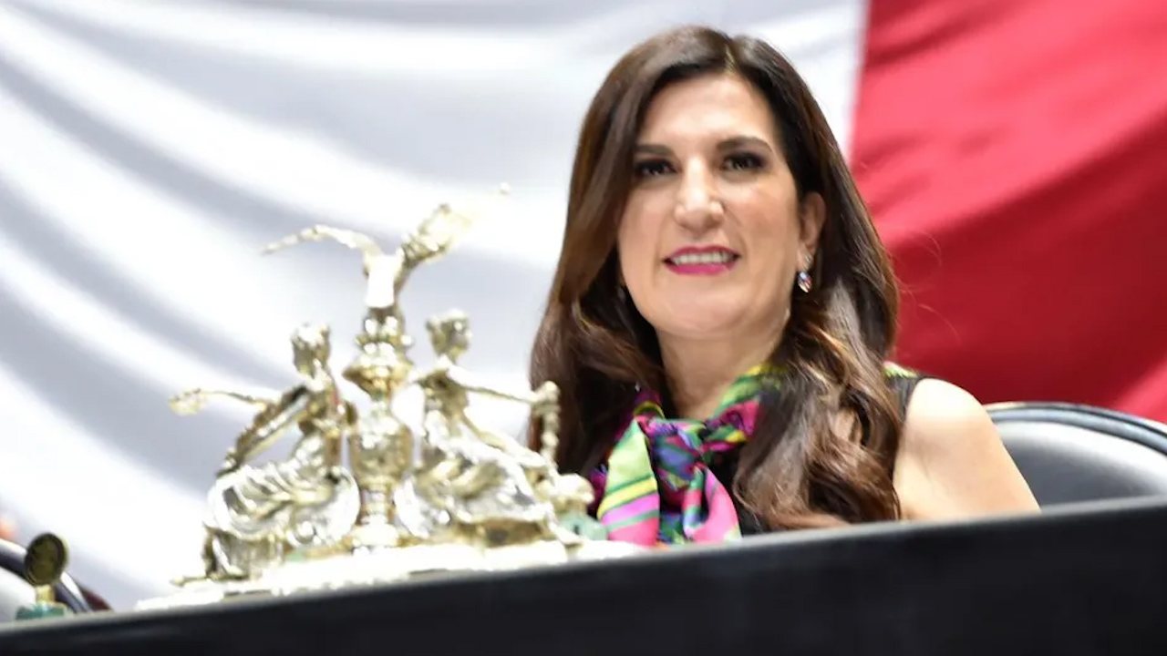 Morena retira veto y avala a Kenia López como presidenta de la Cámara de Diputados