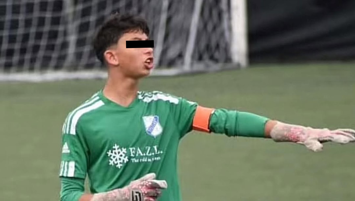 Portero de 13 años es brutalmente agredido por el padre de un rival tras un partido infantil (Instagram @gsdvolpianopianese)