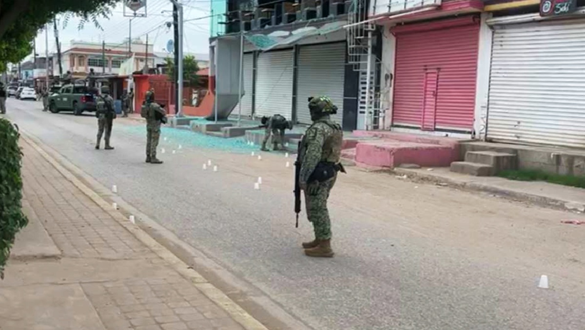 El enfrentamiento se registró cerca de una escuela. (Foto: Especial)