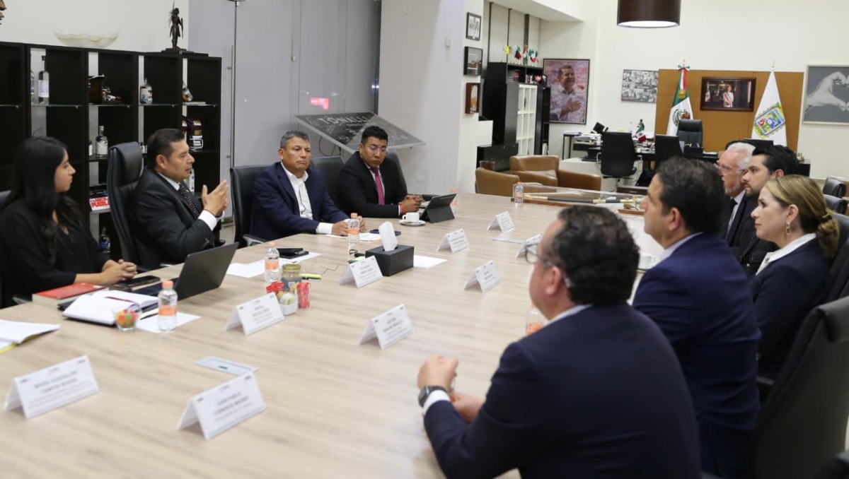 IP y gobierno de Puebla acuerdan estrategias para reforzar seguridad | Especial