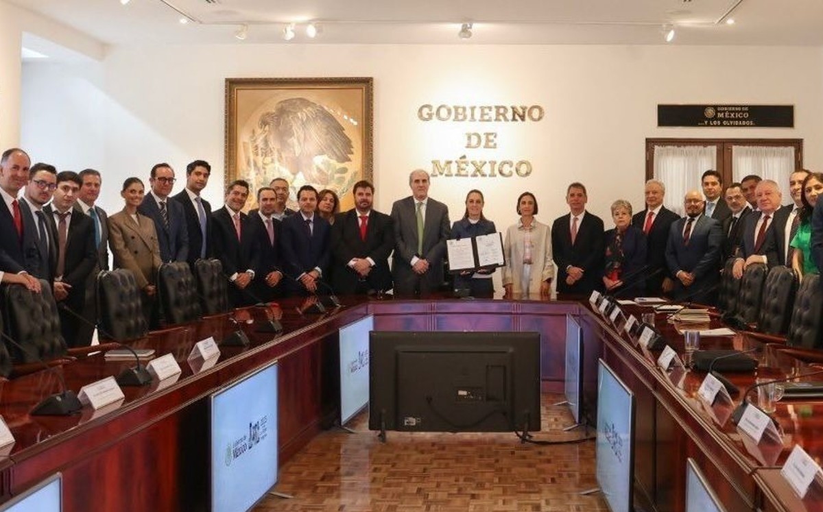 La reunión fue realizada en Palacio Nacional.