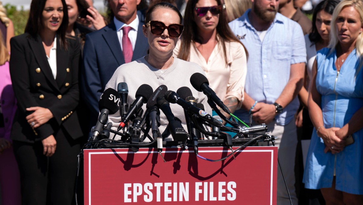 Medios norteamericanos presumían que el nombre del presidente Trump se encontraba entre los cómplices de Epstein. (AP)