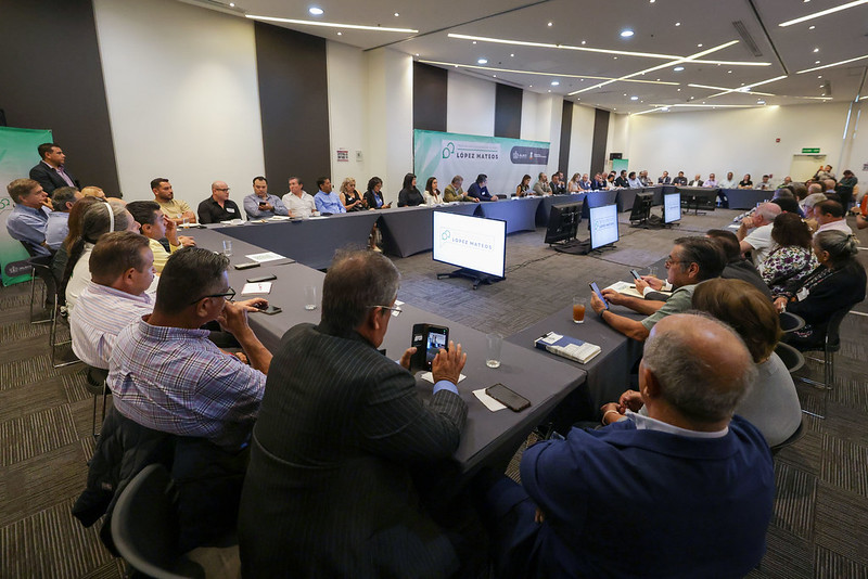 Mesa técnica y ciudadana del Corredor López Mateos. (Cortesía)