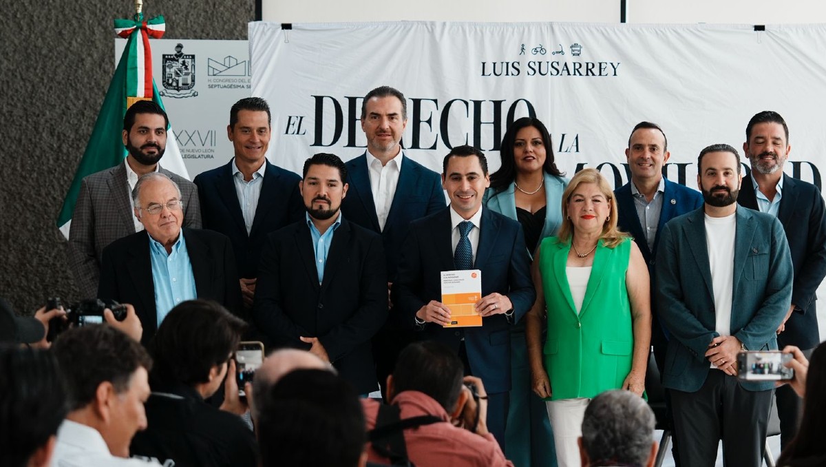 El secretario general de San Pedro detalló que su libro trata la reflexión crítica. Foto: