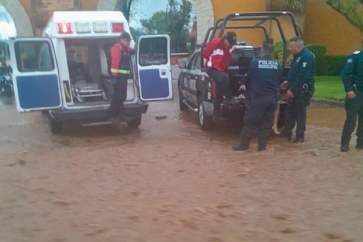 Un joven fue arrastrado varios metros por la lluvia en Tulancingo