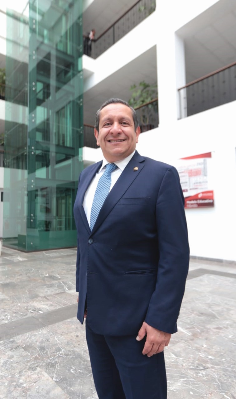 Advirtió que no llega con “barredora” al PJEM . T. Contreras