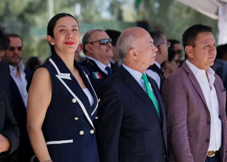 Betzabé Martínez reafirma coordinación con la XI Región Militar. (Especial)