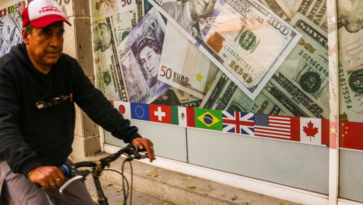 Así cotiza el peso mexicano ante al dólar hoy 5 de septiembre de 2025. Foto: Cuartoscuro