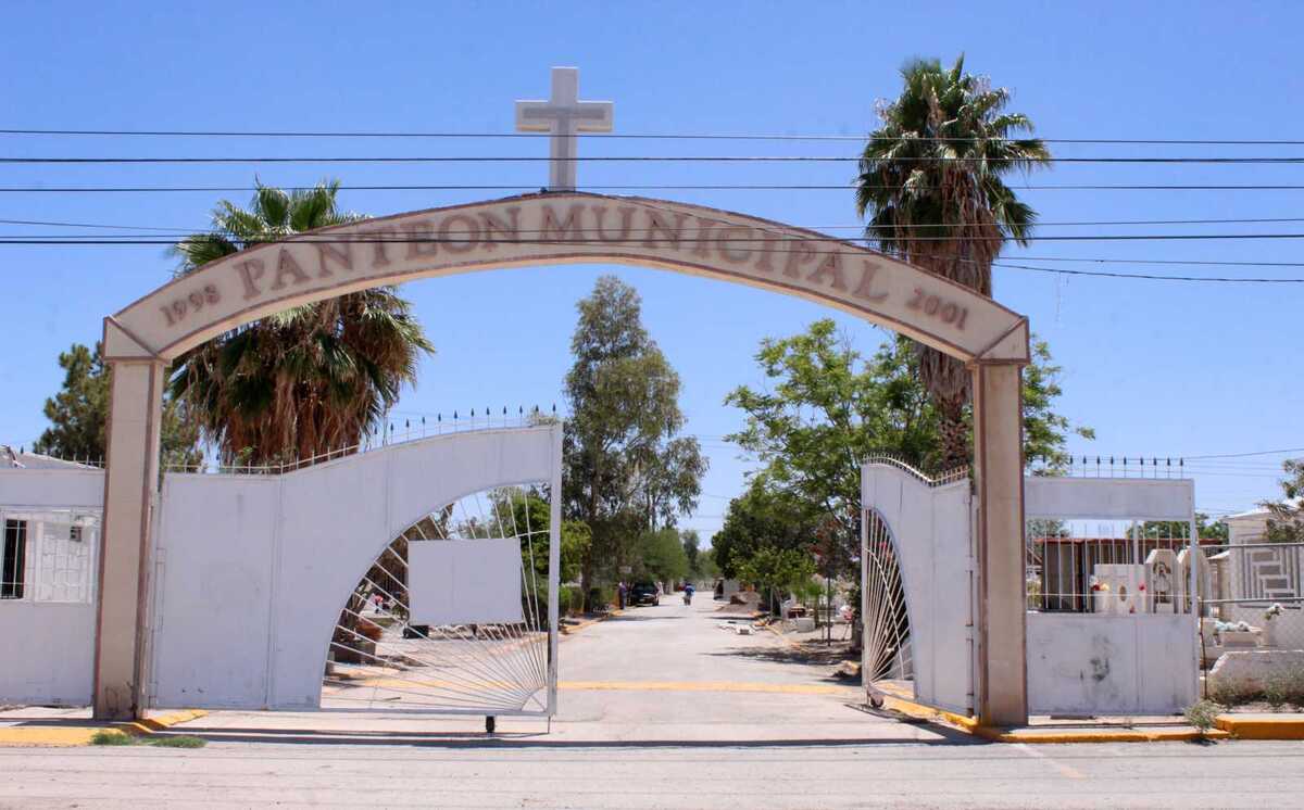Destacan que, en el caso de los panteones de Durango, dependerá si se cuenta con el tiempo y el recurso necesario.| Archivo