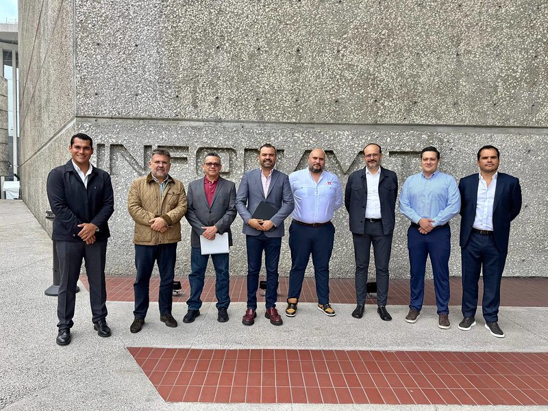 Representantes del Infonavit y Tlajomulco sostuvieron una primera reunión. (Cortesía)