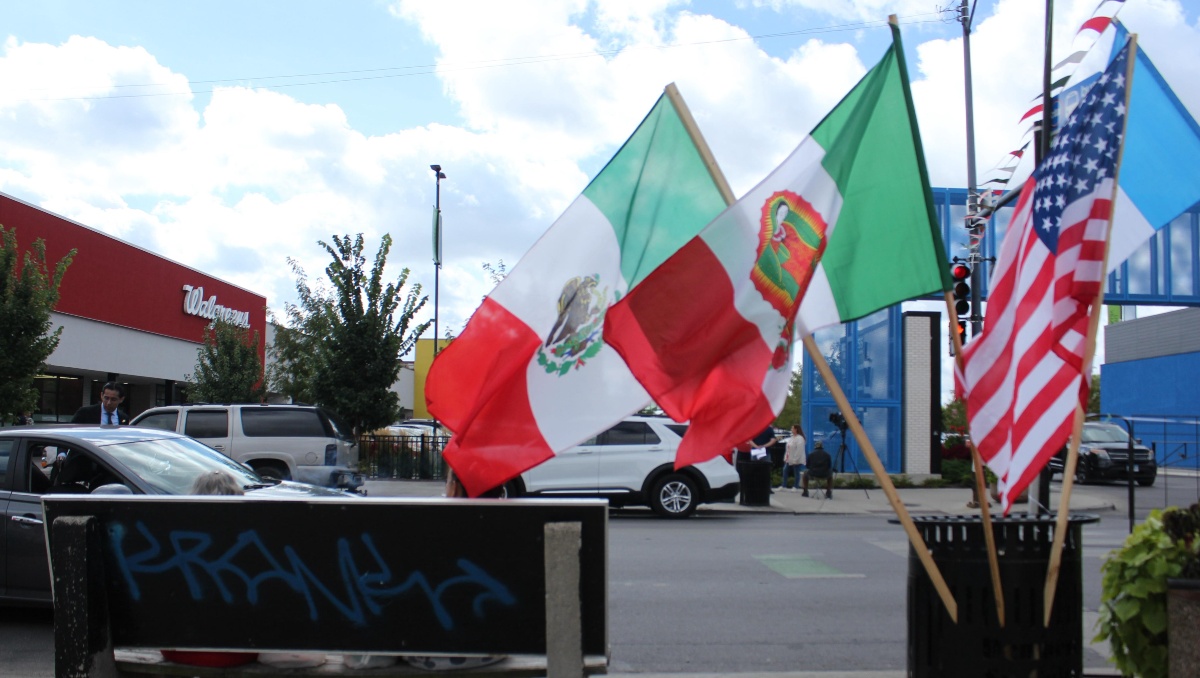 Migrantes mexicanos no dejarán que "nada los detenga" de celebrar. (Ángel Hernández)