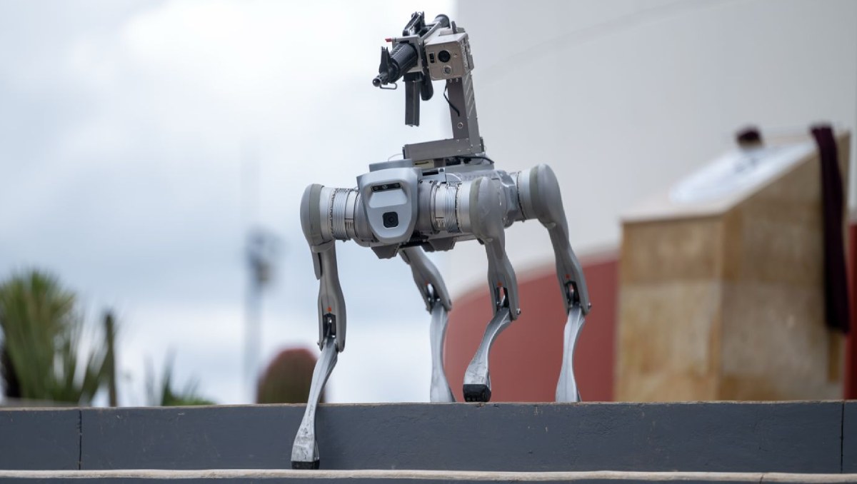 El 'perro robot' forma parte de la estrategia para reforzar la seguridad en Zacatecas | Gobierno de Zacatecas