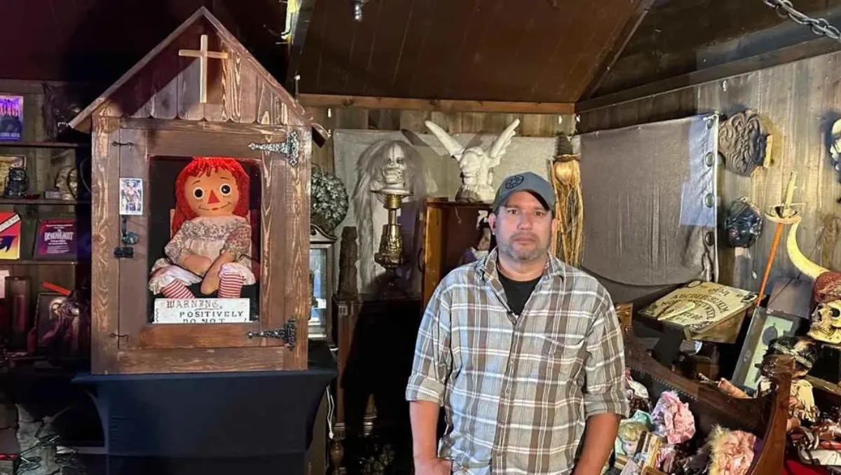 Dan Rivera, el investigador paranormal y veterano del ejército fue el cuidador oficial de la muñeca Annabelle, un rol que tomó muy en serio.