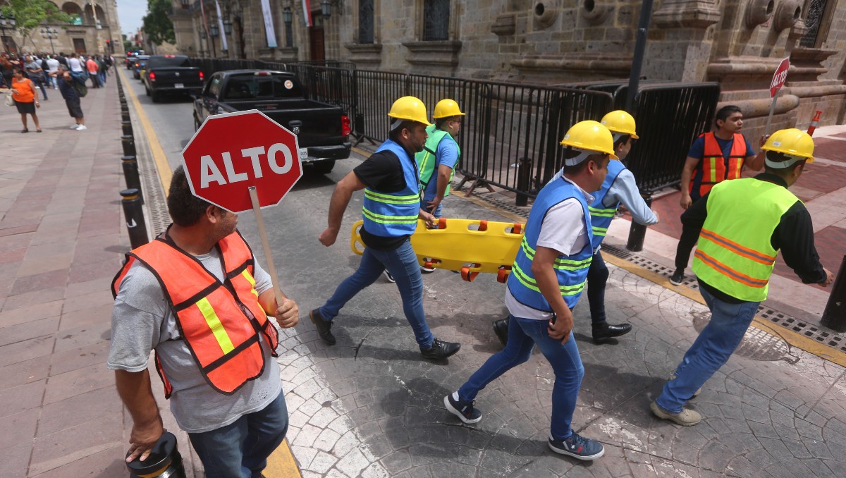 Simulacro en Guadalajara convoca a miles de personas sobre todo en oficinas (Archivo/Fernando Carranza)