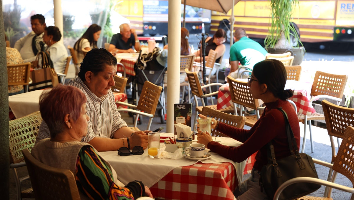 Restauranteros en Puebla prevén alza de 15% por fiestas patrias | EsImagen