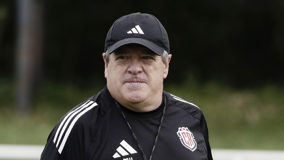 Tunden al 'Piojo' Herrera en Costa Rica tras explotar con la prensa (EFE)