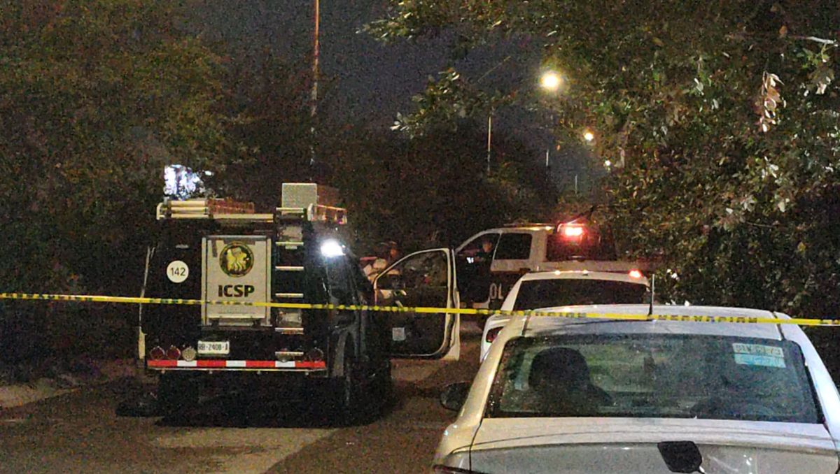 La zona del crimen es resguardada por elementos de seguridad. | Miranda Arias