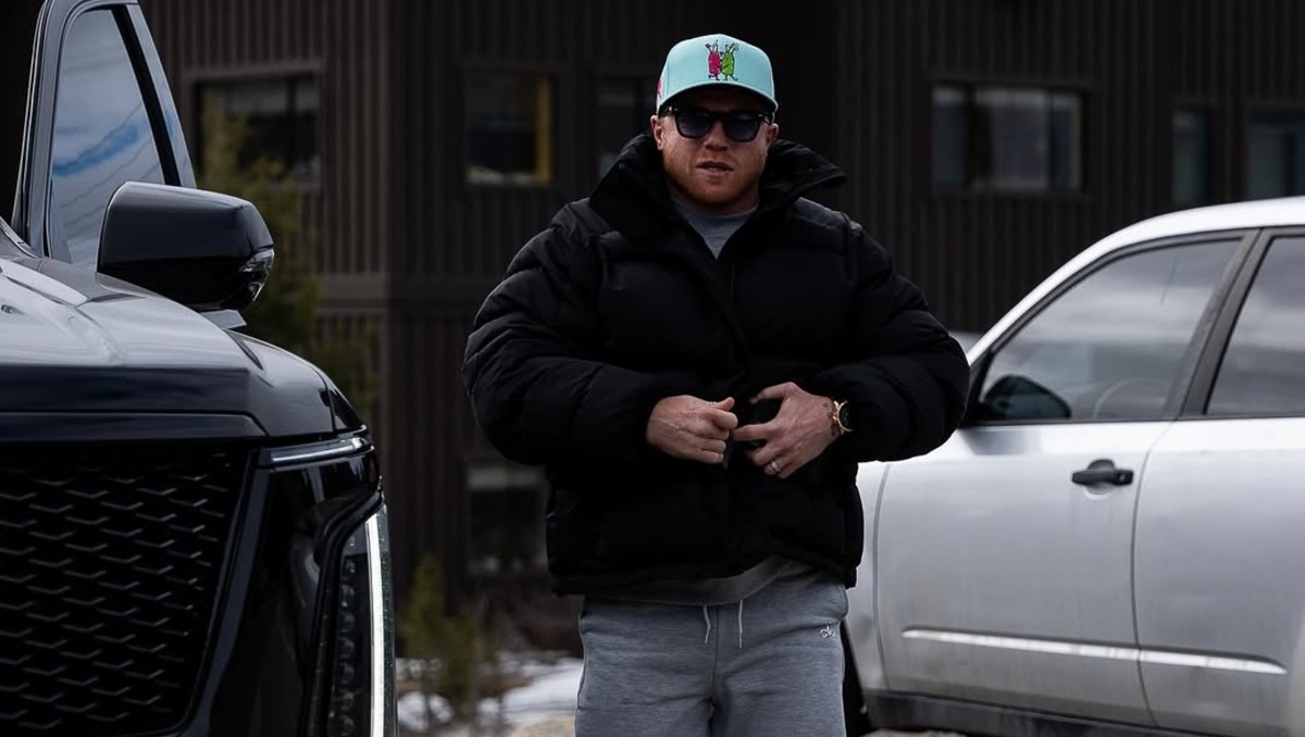 Canelo Álvarez presume una amplia colección de autos de lujo (Instagram @canelo)