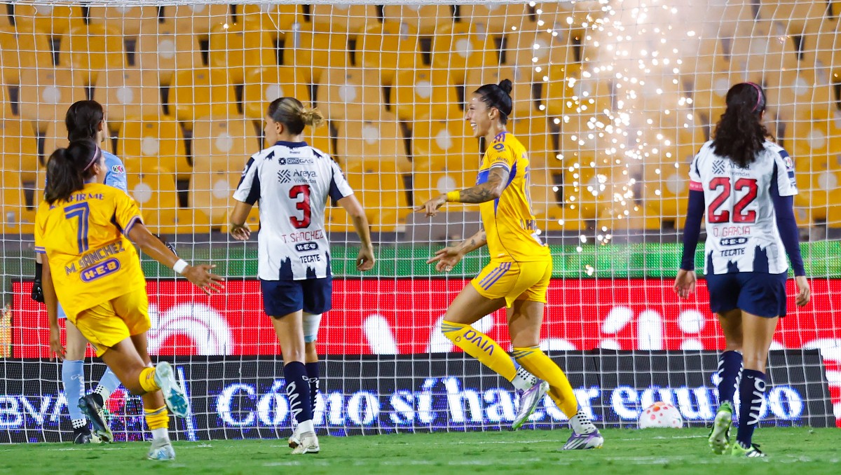 Tigres aplasta a Rayadas en Clásico Regio Femenil (Jorge López)