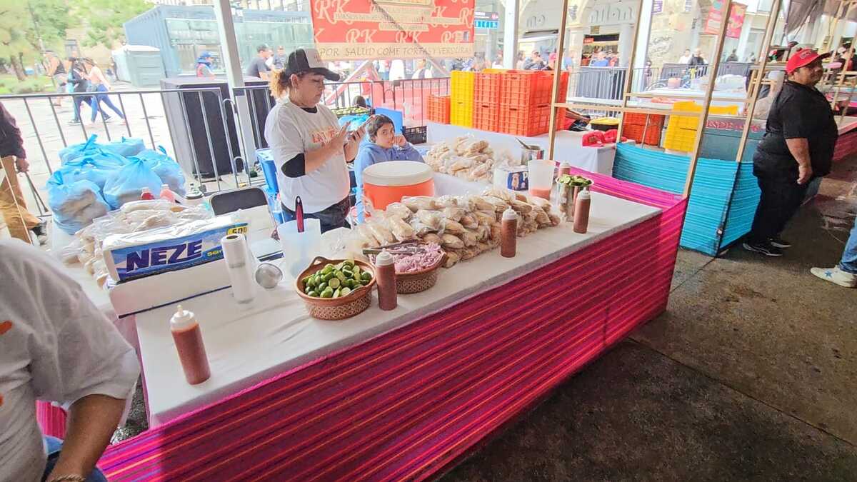 30 torteros se dieron cita en la Fiesta de la Torta Ahogada. (Juan Carlos Munguía).