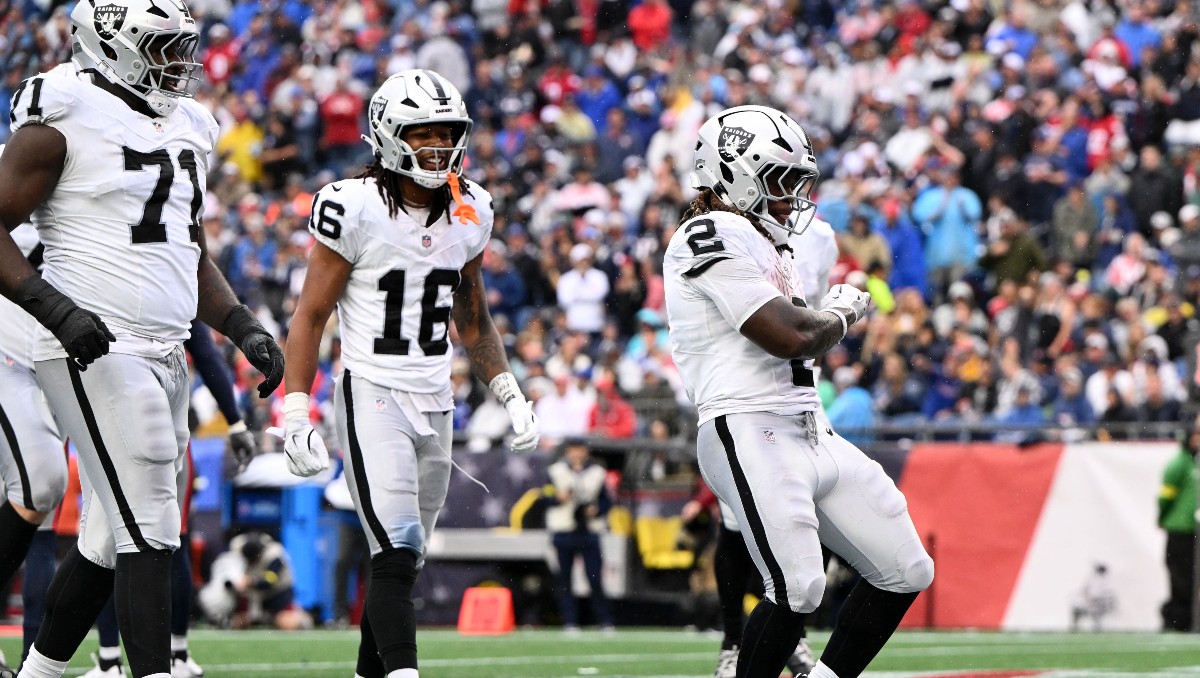 Las Vegas Raiders comienza la temporada de NFL con el pie derecho al vencer a Patriots (Reuters)