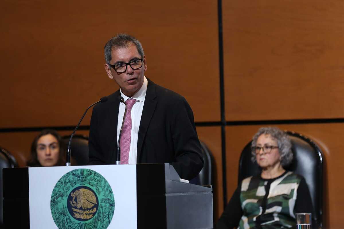Édgar Amador entrega paquete 2026. | @Araceli López