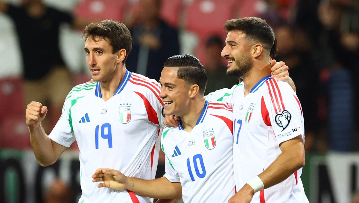 Italia saca un dramático triunfo en partidazo ante Israel y sueña con volver al Mundial (Reuters)