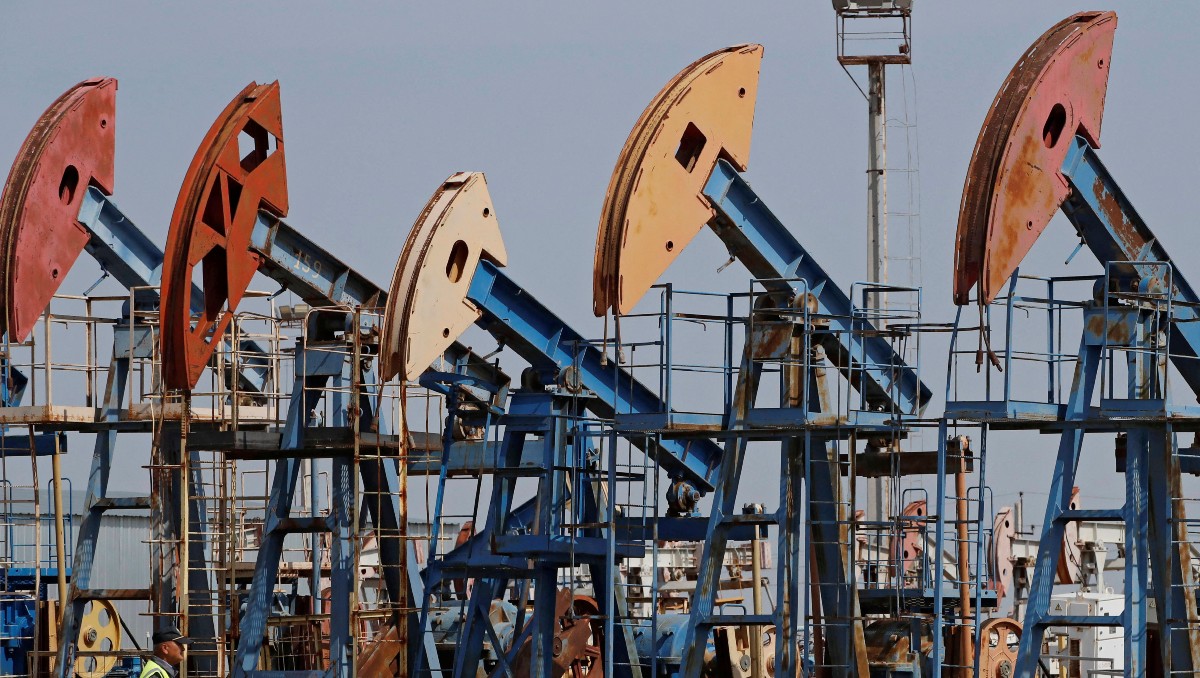 El precio del petróleo subió casi un dólar durante la sesión. | Reuters