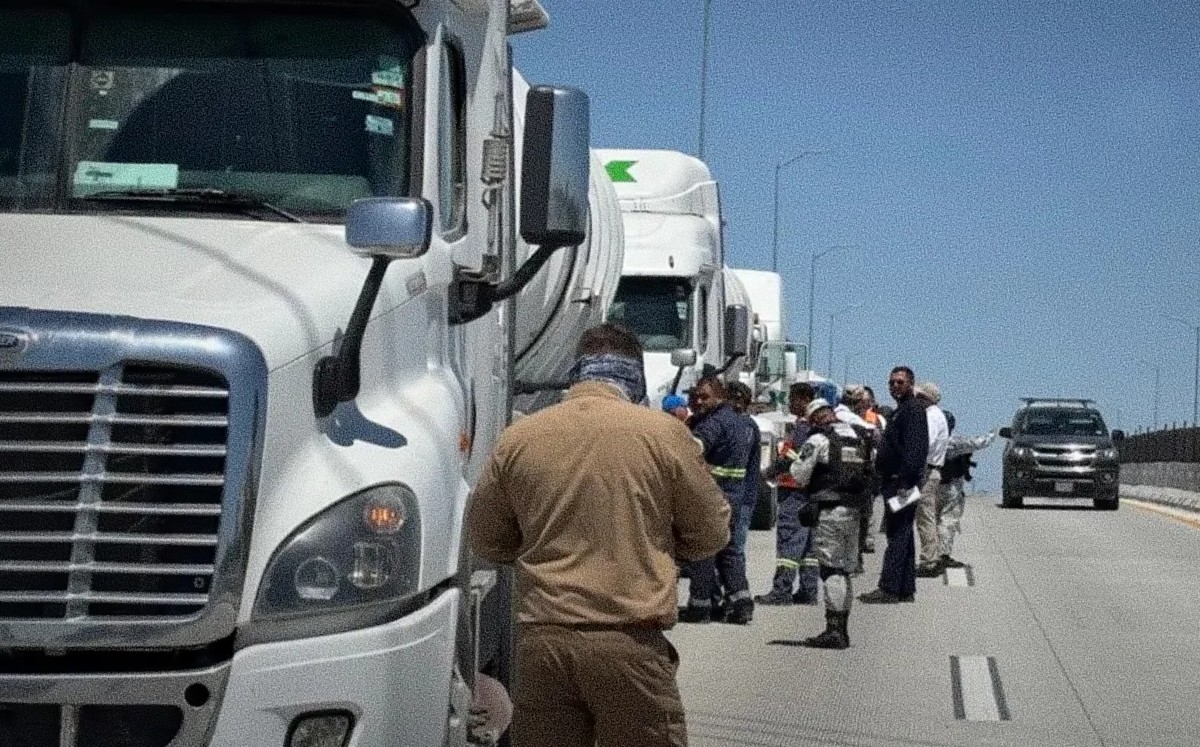 Pemex busca huachicol traído de Texas... en sus propias pipas