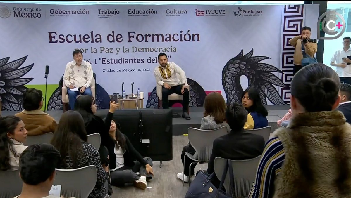 Victoria sufre de acoso en redes tras enfrentamiento con Noroña. Foto: (Especial)