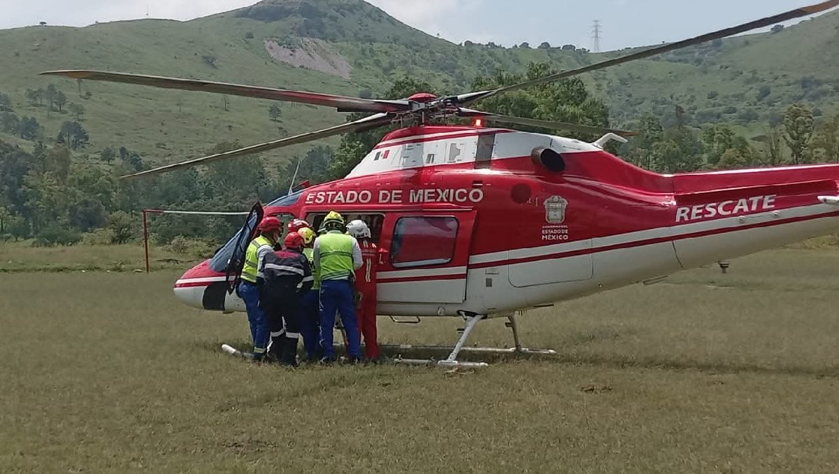 El hombre mayor fue trasladado vía aérea a un hospital de Tlalnepantla. Foto: (Especial)