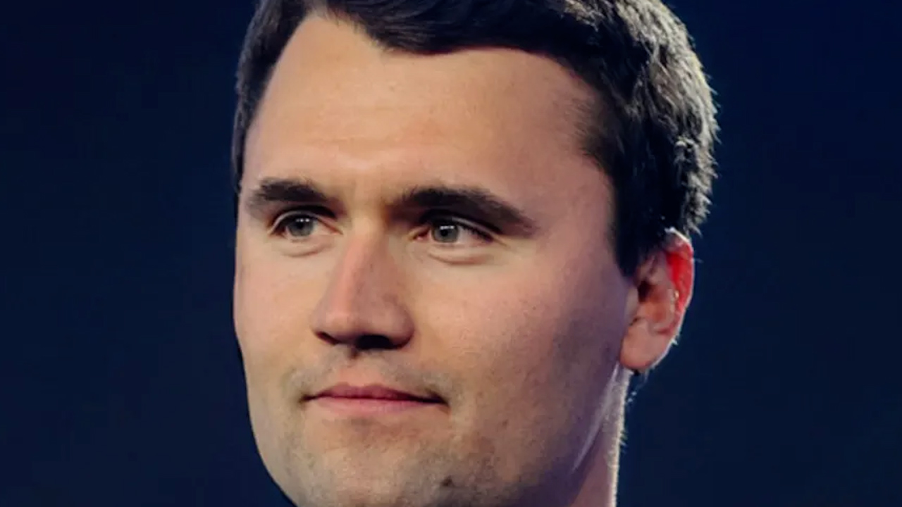 Muere Charlie Kirk, activista pro-Trump, tras recibir un disparo en Universidad de Utah