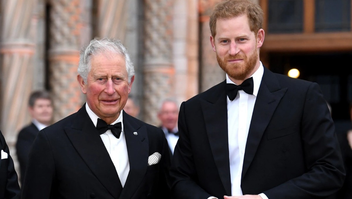 Príncipe Harry se reúne con Carlos III tras años de distanciamiento