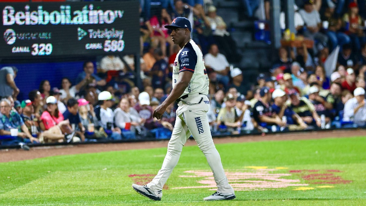 Roberto Kelly deja se der coach de Sultanes de Monterrey (X: @SultanesOficial)