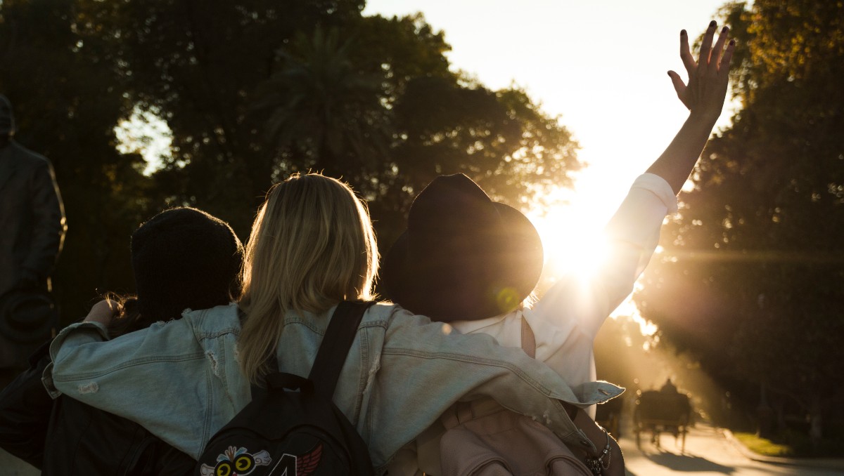 La adolescencia es una etapa que prepara emocionalmente a los jóvenes para la vida adulta | Freepik