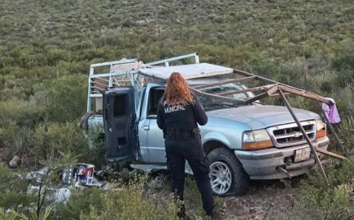 El copiloto resultó con crisis nerviosa y raspones. l Especial