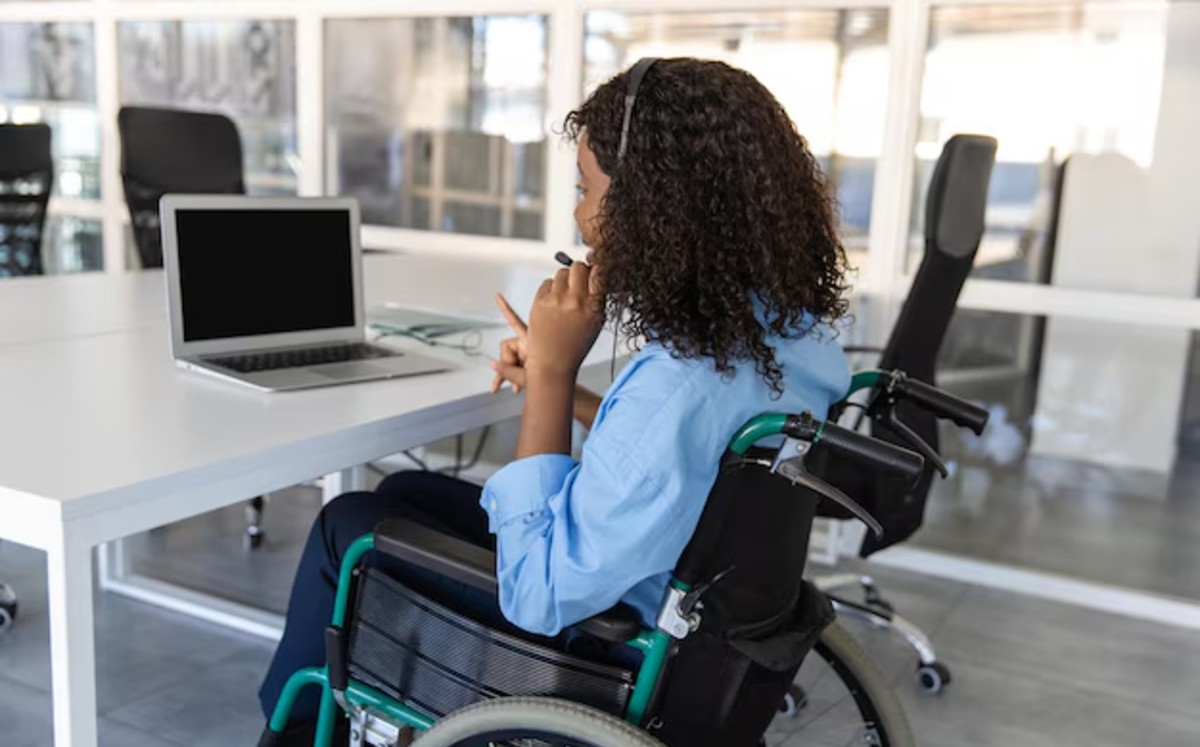 Varias mujeres señalaron que transportistas se niegan a trasladarlas por temor a que sus vehículos sufran daños. | Freepik