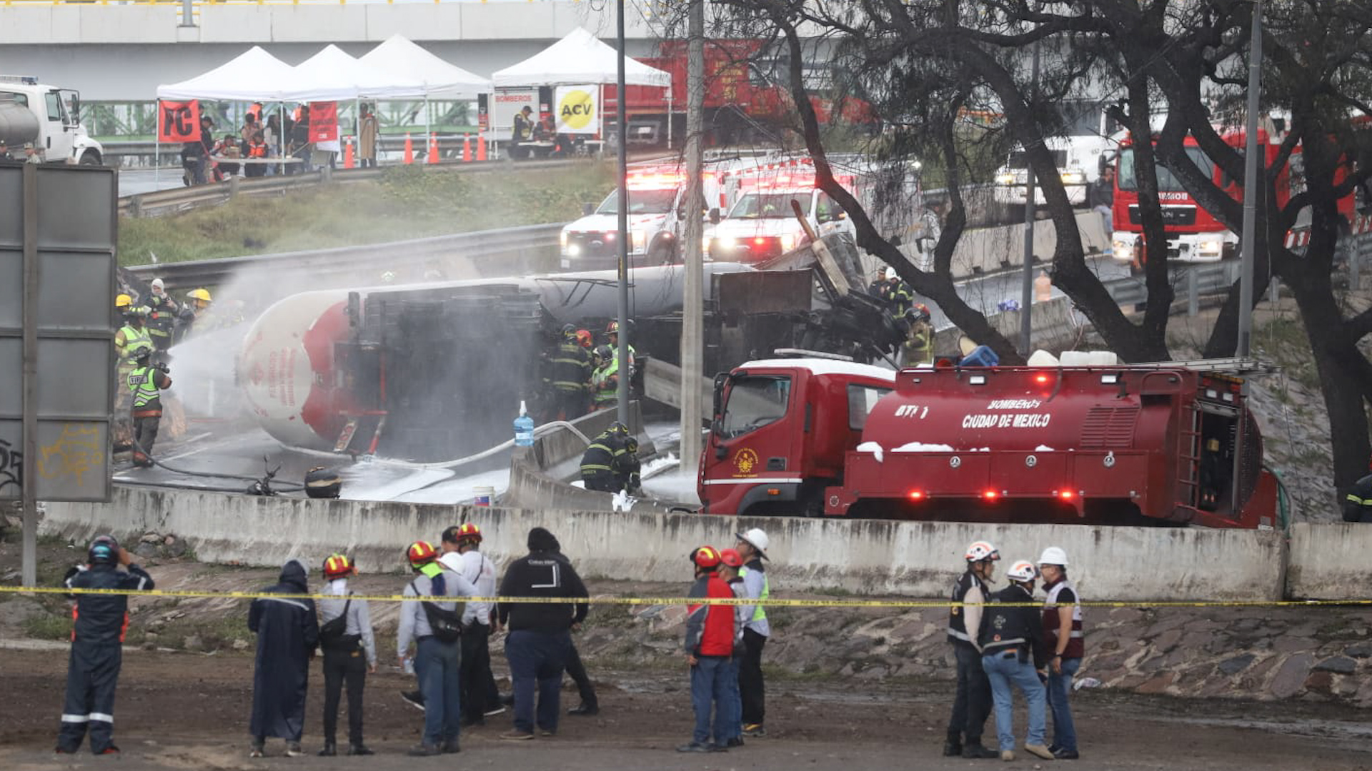 Sube a 6 fallecidos por explosión de pipa en Iztapalapa, informa alcaldesa
