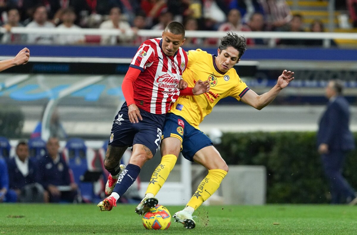 América y Chivas, en un Clásico Nacional de contrastes por el orgullo en la Liga MX (Imago7)