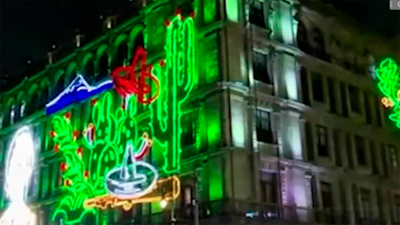 Autoridades capitalinas realizan el encendido de luces para inicio de festejos patrios en la CdMx