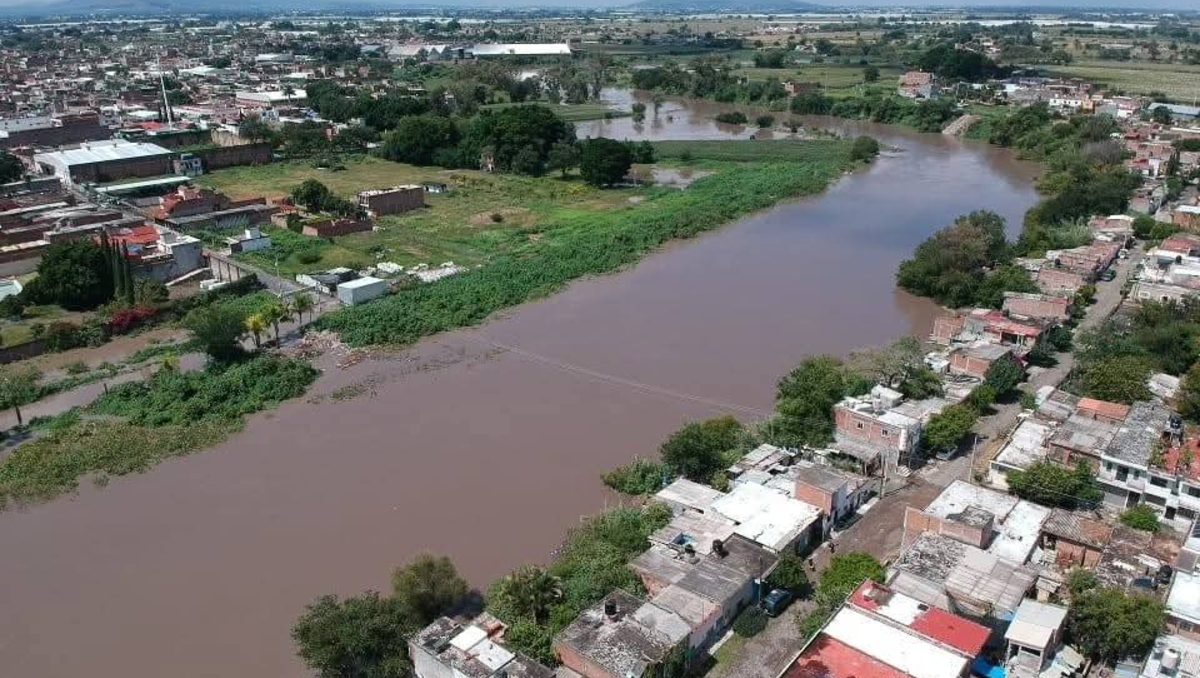 El desbordamiento del Río Lerma ha causado afectaciones en Ayotlán (Foto: Cortesía)