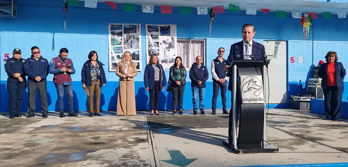 Giovani Gutiérrez entrega escuela rehabilitada en Coyoacán tras 25 años de abandono | Especial