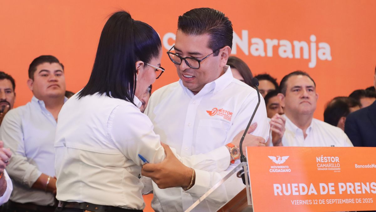 MC en Puebla presenta a Néstor Camarillo y confirma desbandada priísta | EsImagen