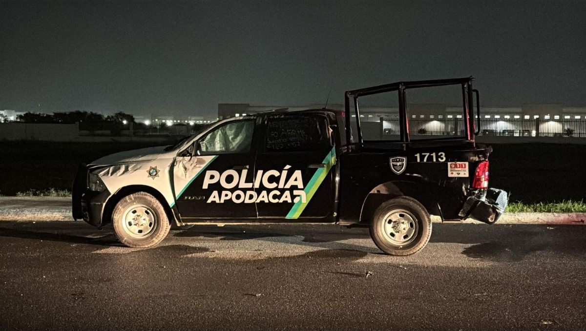En el percance también se vio involucrado un vehículo particular. Édgar Plata