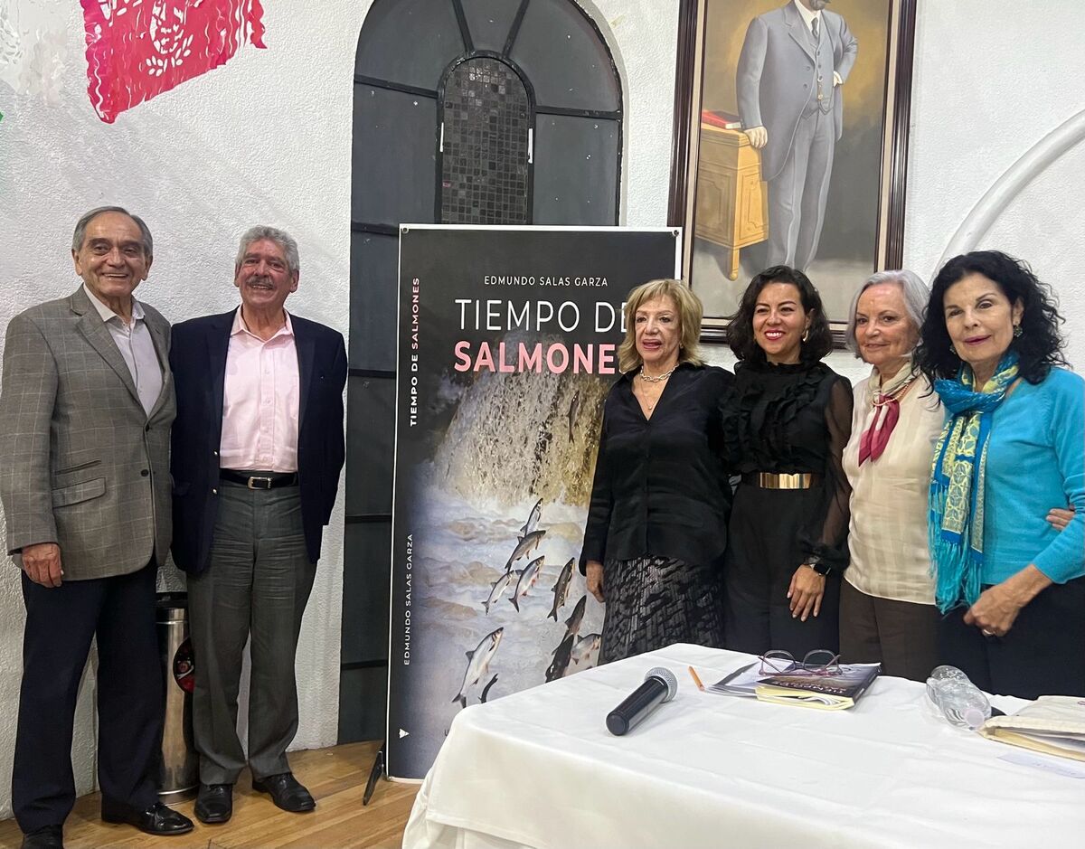 Edmundo Salas Garza presenta su libro 'Tiempo de salmones’. (Gerardo Contreras)