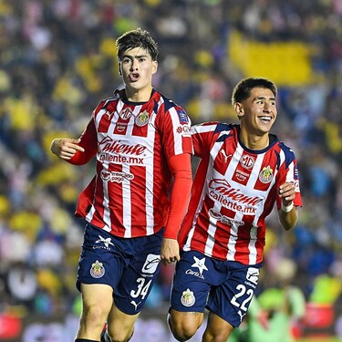 Chivas sorprende y vence al América en el Clásico Nacional de la Liga MX