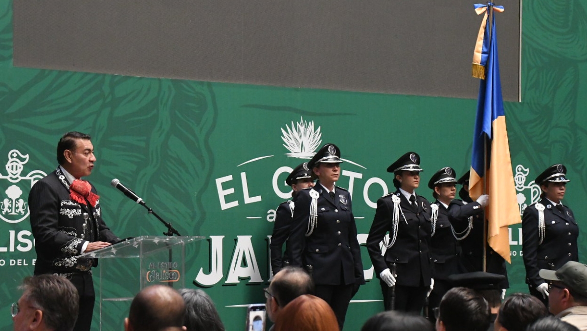 Salvador Zamora, ataviado con su traje de Charro, encabezó la ceremonia (Foto: Cortesía)