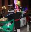 Caracterizado de Miguel Hidalgo conduce Uber en Tampico; así lo representa Don Gregorio