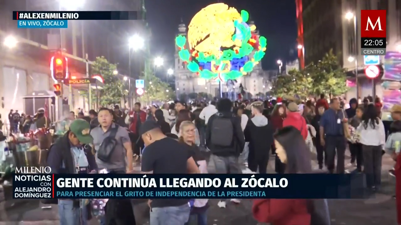 Cientos llegan al Zócalo para el Grito de Independencia de Sheinbaum con saldo blanco