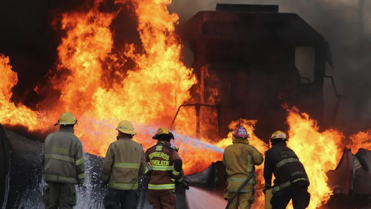 Una enorme bola de fuego dejó ver, en instantes, la magnitud de la tragedia